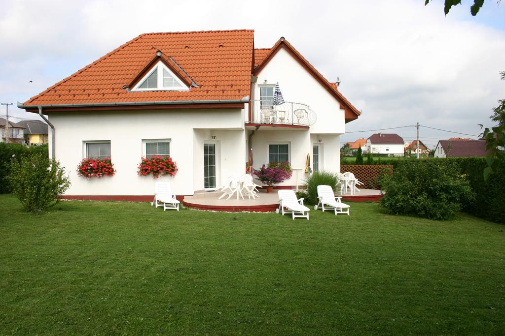 Doina Apartman Zalakaros Exterior photo
